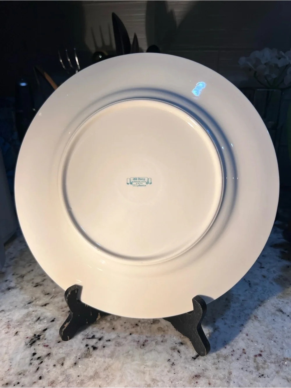 Cobalt Blue and Gold Laurel Dinner Plate, no chips or cracks
